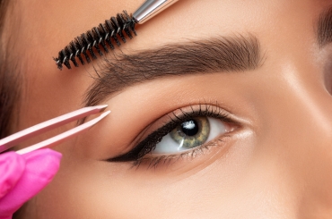 eyebrow-microblading image